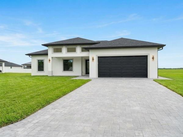 Lehigh Acres, 2405 Conway Ave N, Lehigh Acres, Florida 33971, image 1