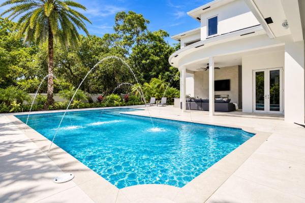 Foxe Chase, 16132 Bridlewood Cir, Delray Beach, Florida 33445, image 1