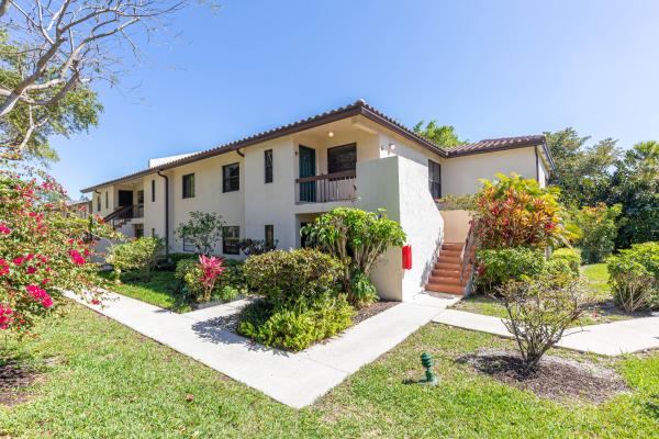 Glades Of Boca Lago, 21851 Arriba Real #L, Boca Raton, Florida 33433, image 1