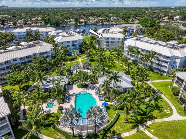 441 Bay Colony Dr N, Juno Beach, Florida 33408, image 1