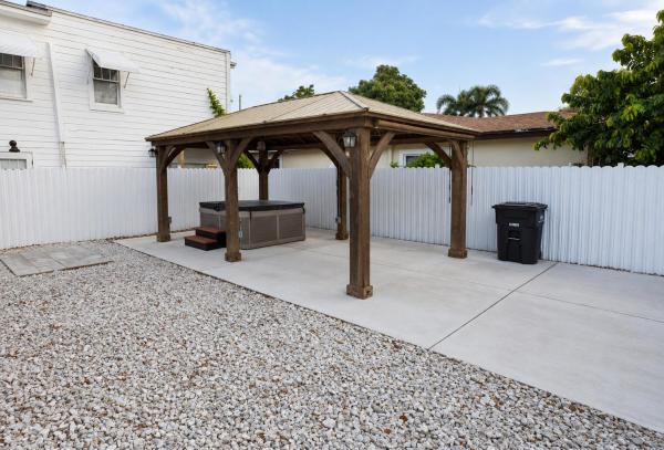 The Gardens, 4601 Garden Ave, West Palm Beach, Florida 33405, image 1