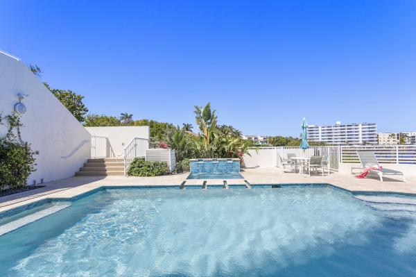 Olde Village Pointe, 309 E Ocean Ave #202, Lantana, Florida 33462, image 1