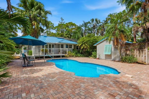 16280 E Sycamore Dr E, Loxahatchee, Florida 33470, image 1
