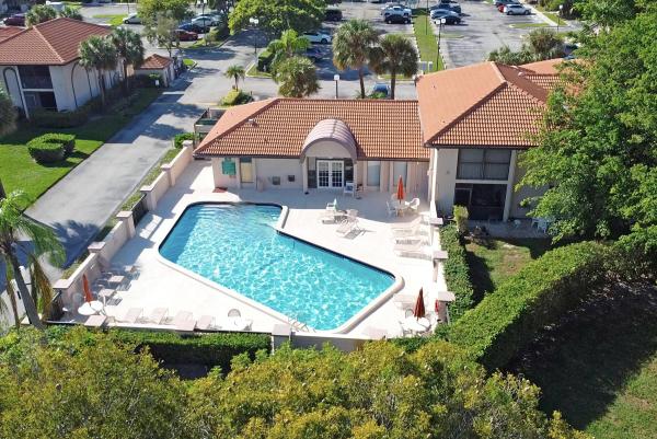 San Remo Golf & Tennis Club, 351 Club Cir #108, Boca Raton, Florida 33487, image 1