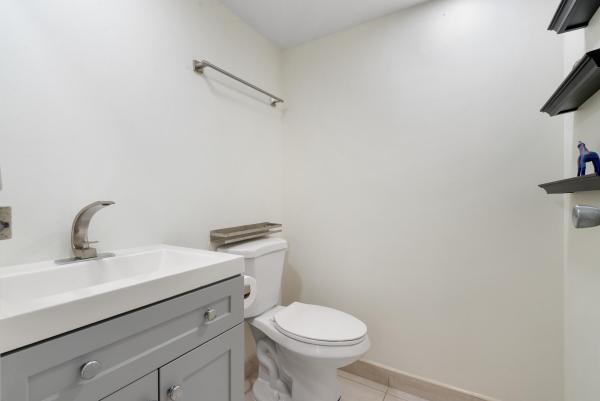 27 Waterford B, Delray Beach, Florida 33446, image 1