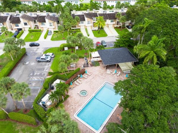 Ironwedge, 22904 Ironwedge Dr, Boca Raton, Florida 33433, image 1