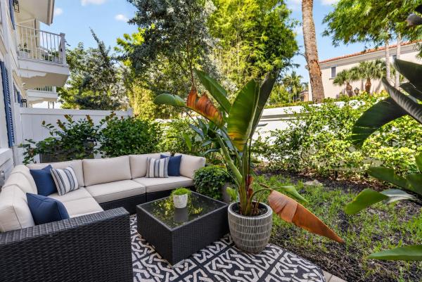 Reserve At Tequesta, 114 Royal Palm Cir, Tequesta, Florida 33469, image 1