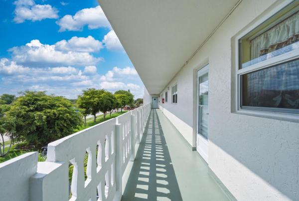 Meadowbrook Lakes, 205 SE 11th Ter #403, Dania Beach, Florida 33004, image 1