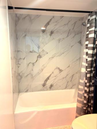 Arlen House West, 500 Bayview Dr #925, Sunny Isles Beach, Florida 33160, image 1