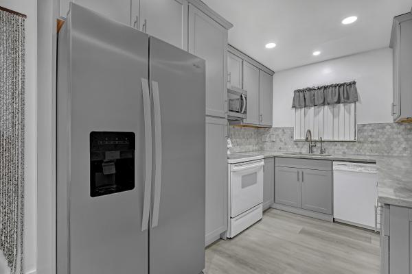 Courtyard, 1100 Surf Rd #215, Riviera Beach, Florida 33404, image 1