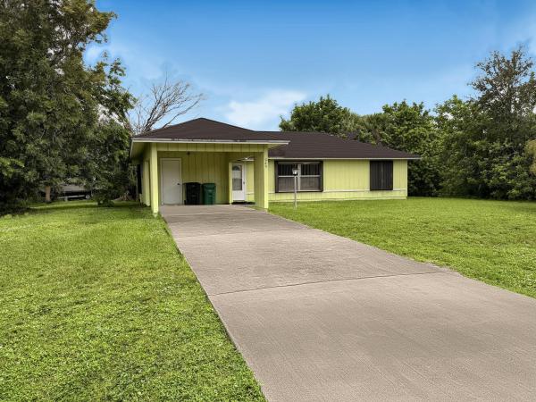 Northport Village, 549 NW Bayshore Blvd, Port St. Lucie, Florida 34983, image 1
