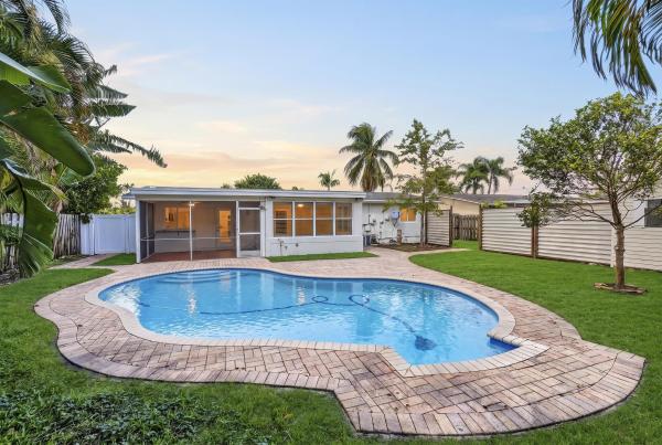Shorewood, 300 SE 11th Ct, Deerfield Beach, Florida 33441, image 1