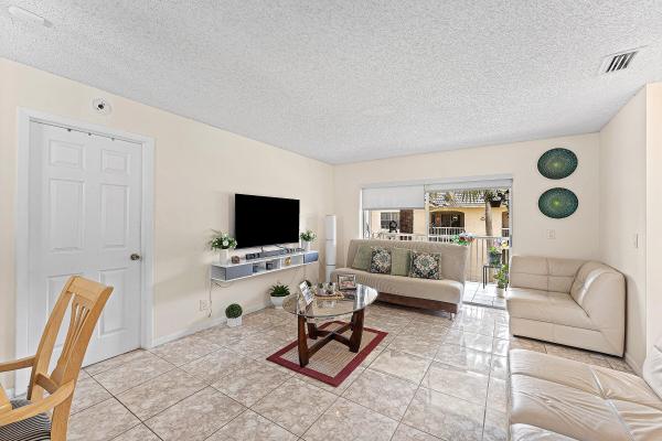 Royal Gardens, 12093 Royal Palm Blvd #7H, Coral Springs, Florida 33065, image 1