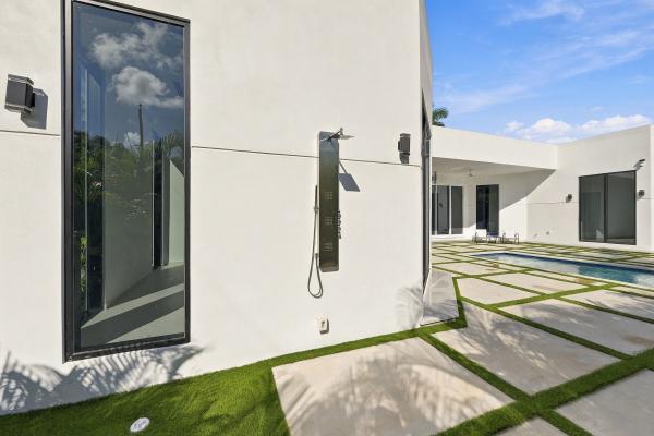Placido Place, 1629 NE 1st Ave, Fort Lauderdale, Florida 33305, image 1