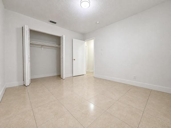 Oriole Estates, 3970 NW 31st Ter, Lauderdale Lakes, Florida 33309, image 1