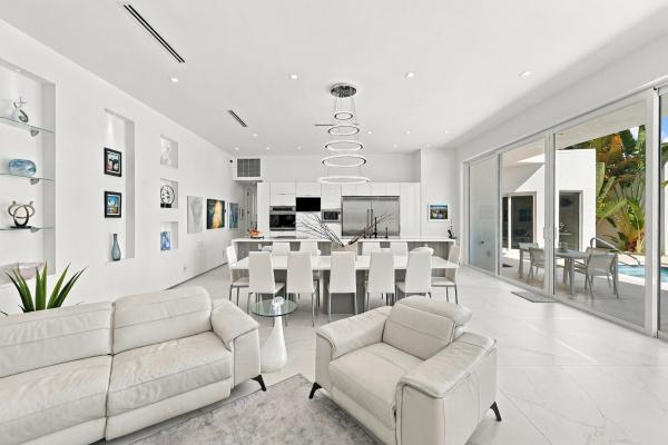 Placido Place, 110 NE 16th Pl, Fort Lauderdale, Florida 33305, image 1