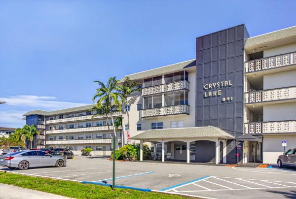 Crystal Lake 941, 941 Crystal Lake Dr #307, Deerfield Beach, Florida 33064, image 1