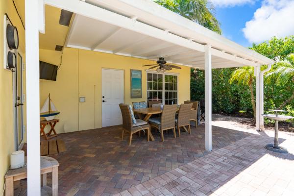 Boca Raton Square, 1271 SW 9th St, Boca Raton, Florida 33486, image 1