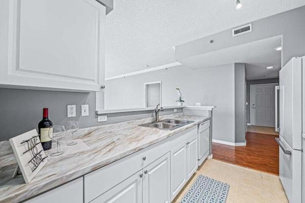 Montecito Palm Beach, 616 Clearwater Park Rd #1112, West Palm Beach, Florida 33401, image 1