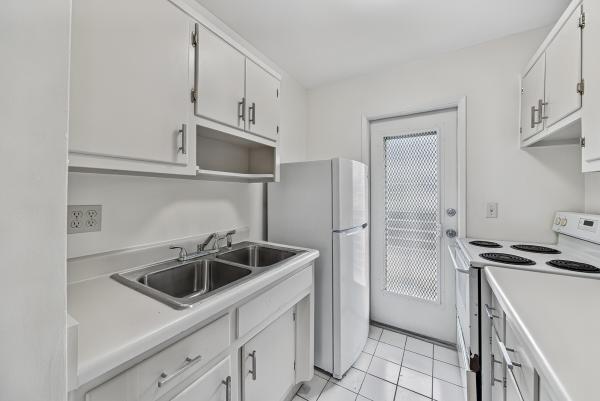 1430 Cordova Rd #24D, Fort Lauderdale, Florida 33316, image 1