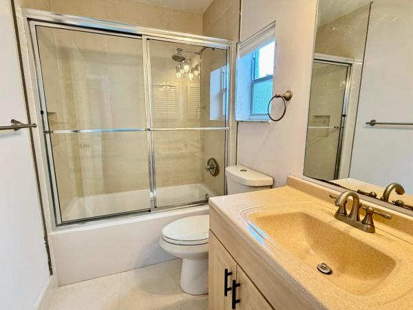 Lauren's Turn, 5305 NW 54th St, Coconut Creek, Florida 33073, image 1
