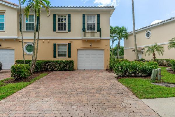 Catalina Lakes, 203 Fortuna Dr, Palm Beach Gardens, Florida 33410, image 1