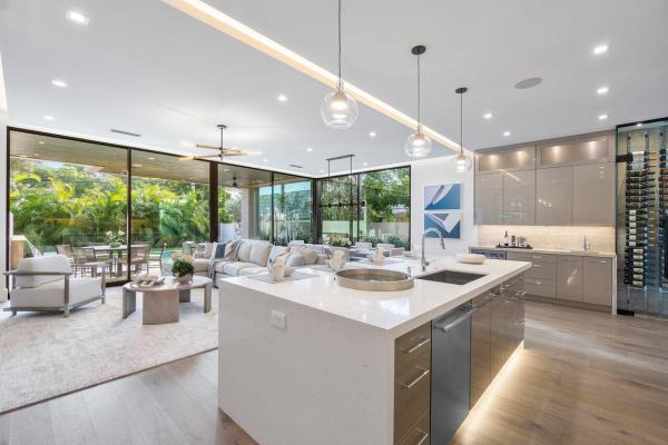 Boca Raton Riviera, 140 NE Wavecrest Way, Boca Raton, Florida 33432, image 1