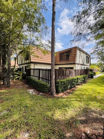 Weybridge Townhomes, 142 Weybridge Cir #C, Royal Palm Beach, Florida 33411, image 1