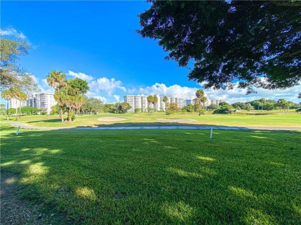 Palm-Aire Country Club 6, 3900 Oaks Clubhouse Dr #106, Pompano Beach, Florida 33069, image 1