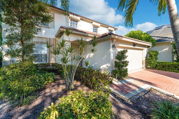 Avondale At Bear Lakes, 1233 Avondale Ln, West Palm Beach, Florida 33409, image 1