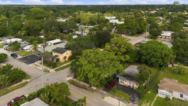 Croissant Park, 251 SW 22nd St, Fort Lauderdale, Florida 33315, image 1