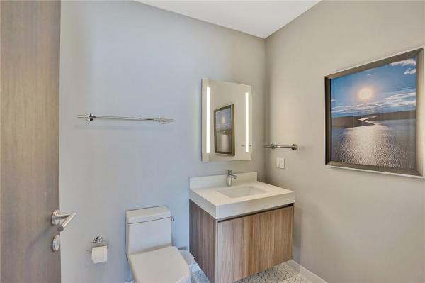 Tiffany House, 401 N Birch Rd #TH-5, Fort Lauderdale, Florida 33304, image 1
