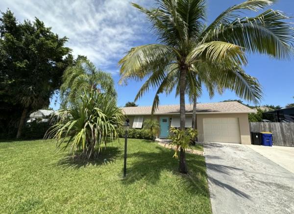 19043 SE Fearnley Dr, Tequesta, Florida 33469, image 1