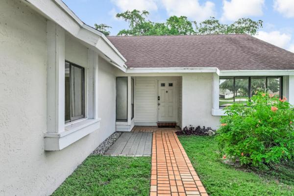 7828 Roble Ln, Lake Worth, Florida 33467, image 1