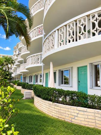 Lakeside Point Gardens, 2381 Sunset Ave #101, Lake Worth Beach, Florida 33461, image 1