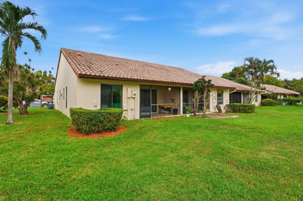 Windwood, 414 Buttonwood Pl, Boca Raton, Florida 33431, image 1