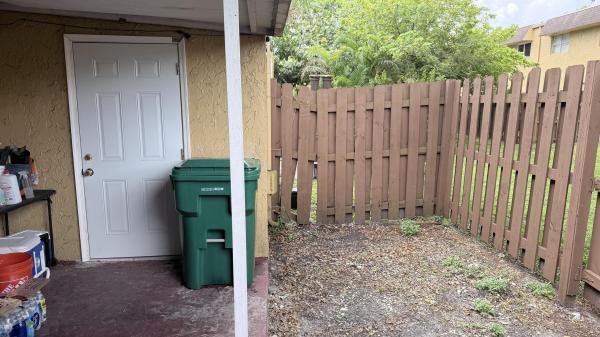 5830 Blueberry Ct #61, Lauderhill, Florida 33313, image 1