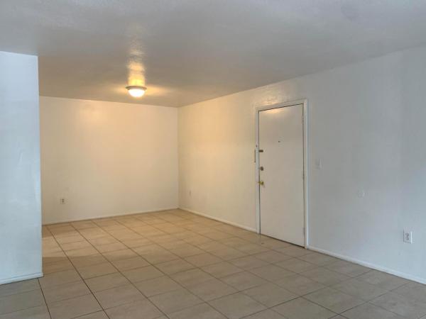 Clear Lake Palms, 431 Executive Center Dr #206, West Palm Beach, Florida 33401, image 1