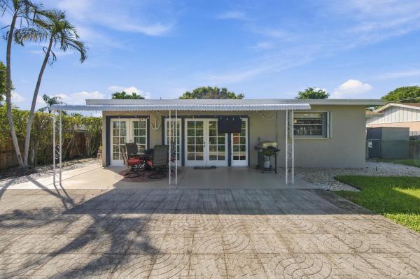 Laurel Hills, 804 NW 10th Ave, Boynton Beach, Florida 33426, image 1