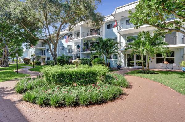 River Manor, 3000 NE 5th Ter #102-A, Wilton Manors, Florida 33334, image 1