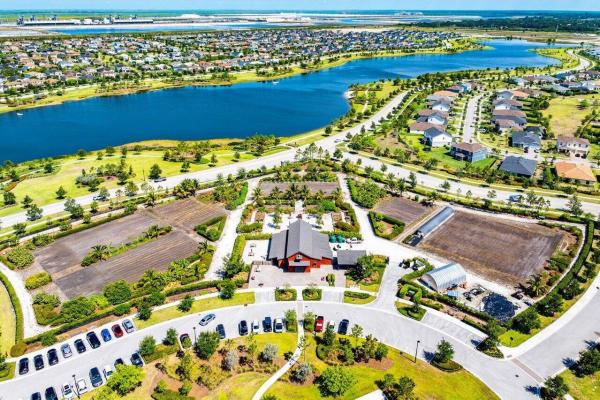 1142 Arrowhead Point Rd, Loxahatchee, Florida 33470, image 1