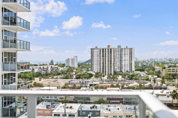 Coral Ridge Towers South, 3333 NE 34th St #1120, Fort Lauderdale, Florida 33308, image 1