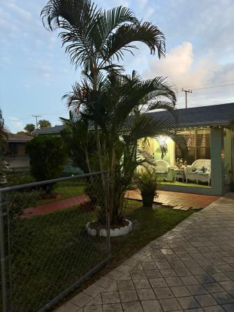 938 Southdale Rd, West Palm Beach, Florida 33405, image 1