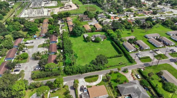 4614 Gulfstream Rd, Lake Worth, Florida 33461, image 1
