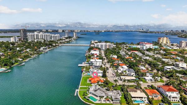 Treasure Island, 7500 W Treasure Dr, North Bay Village, Florida 33141, image 1