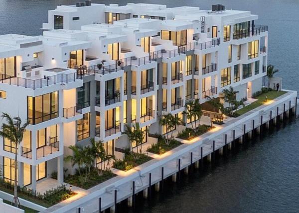 Eastern Shores, 4008 NE 167th St #6, North Miami Beach, Florida 33160, image 1