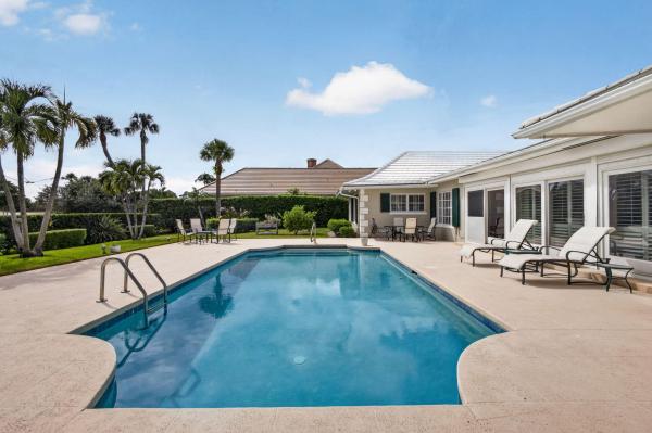 Lost Tree Village, 934 Palm Way Rd, North Palm Beach, Florida 33408, image 1