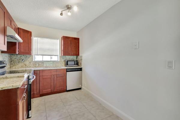 Lake Windwood, 321 Norwood Ter #N123, Boca Raton, Florida 33431, image 1