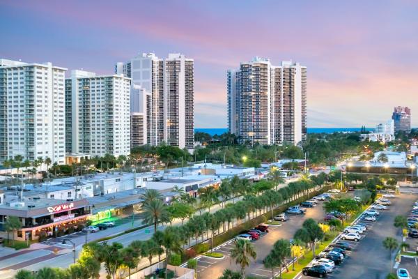Coral Ridge Towers East, 3300 NE 36th St #710, Fort Lauderdale, Florida 33308, image 1
