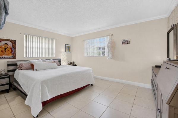 Country Club Acres, 5029 Madison Rd, Delray Beach, Florida 33484, image 1